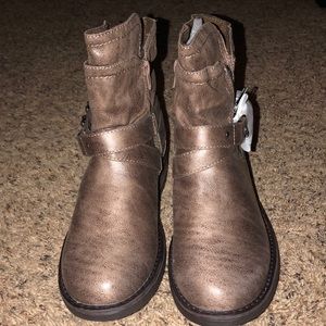 Carlos Santana taupe boots. NEVER WORN